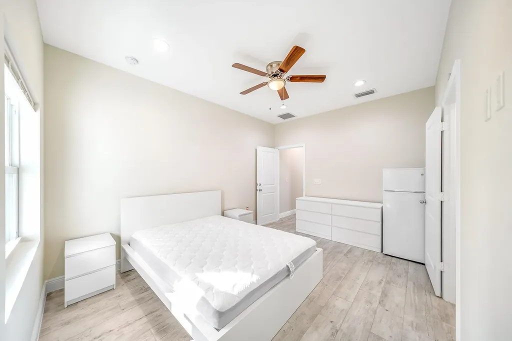 2710 Nokomis Avenue West Palm Beach FL 33409