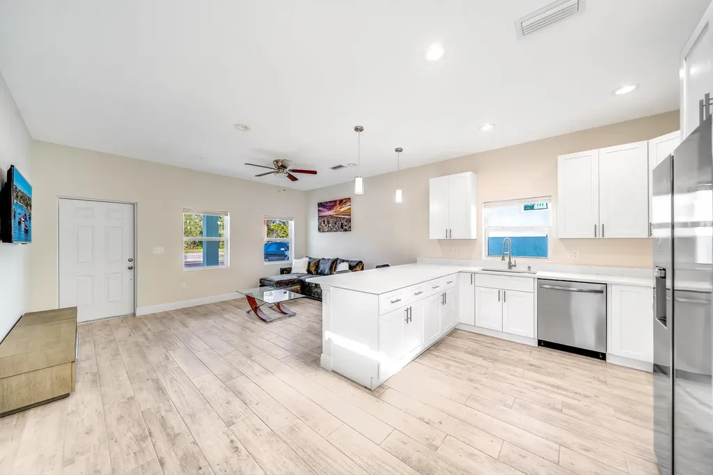 2710 Nokomis Avenue West Palm Beach FL 33409