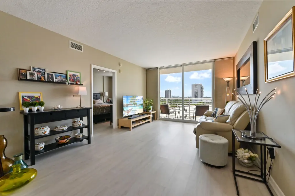 18800 NE 29th Avenue Aventura FL 33180