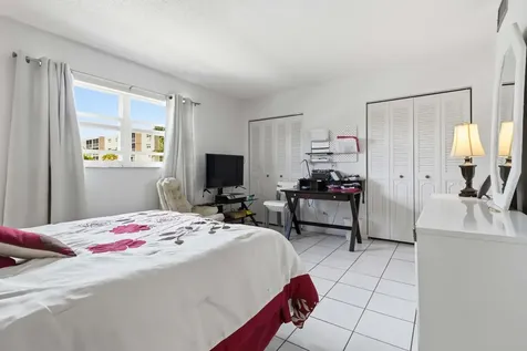 1024 SE 5th Avenue Dania Beach FL 33004