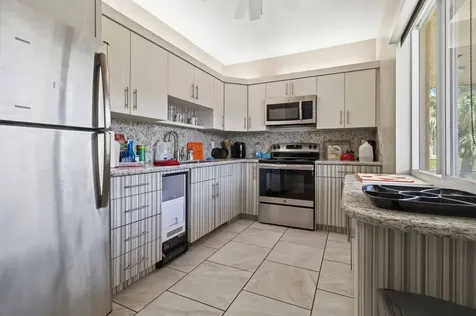 1024 SE 5th Avenue Dania Beach FL 33004