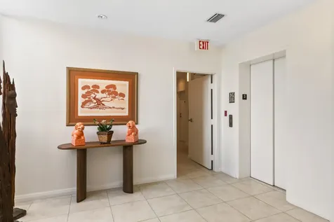 1617 N Flagler Drive West Palm Beach FL 33407