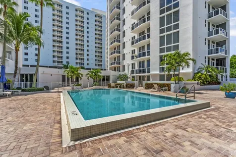 1617 N Flagler Drive West Palm Beach FL 33407