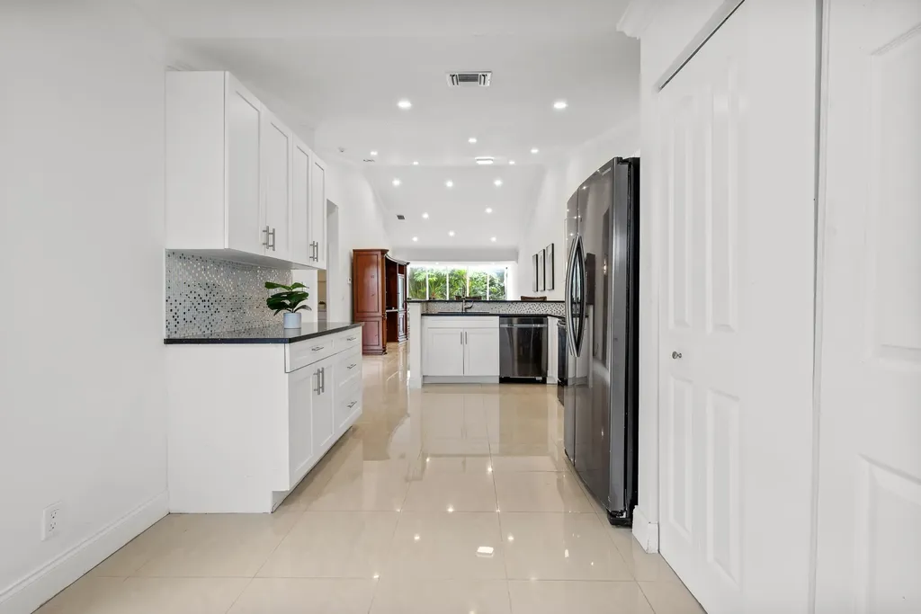 22675 Meridiana Drive Boca Raton FL 33433