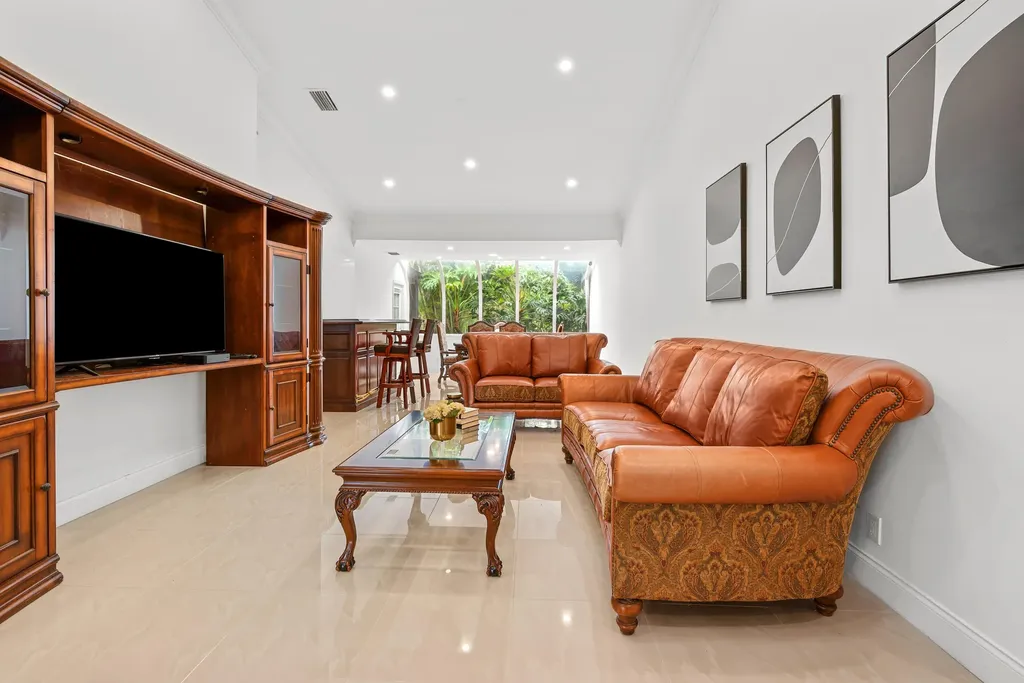 22675 Meridiana Drive Boca Raton FL 33433