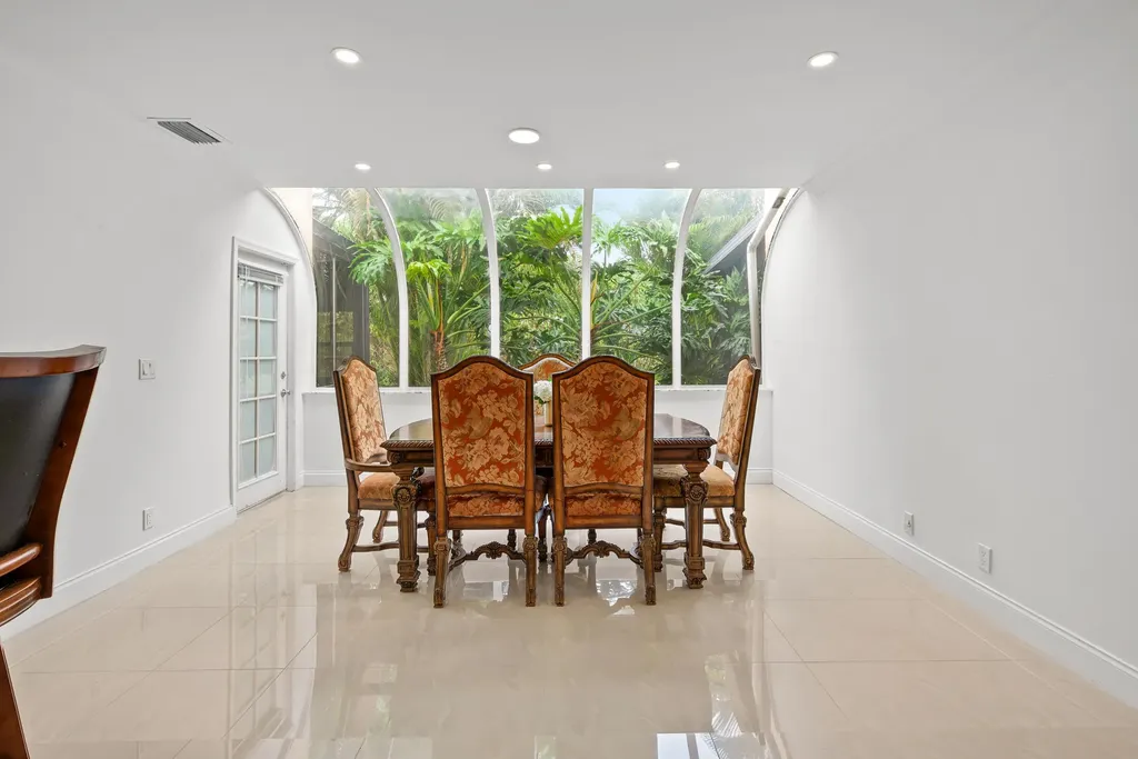 22675 Meridiana Drive Boca Raton FL 33433