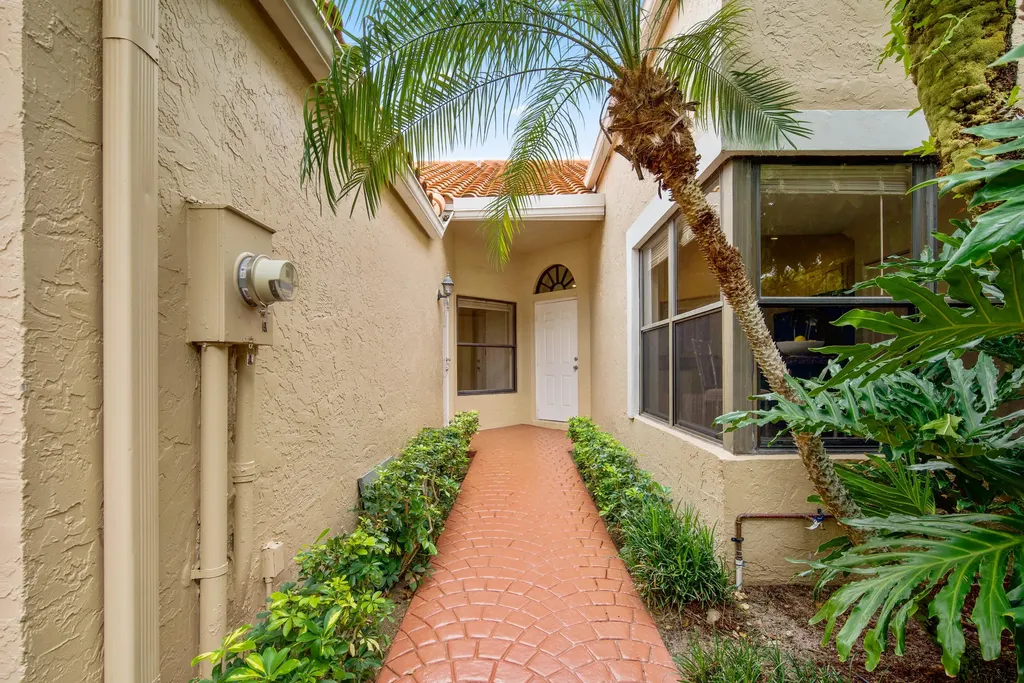 22675 Meridiana Drive Boca Raton FL 33433