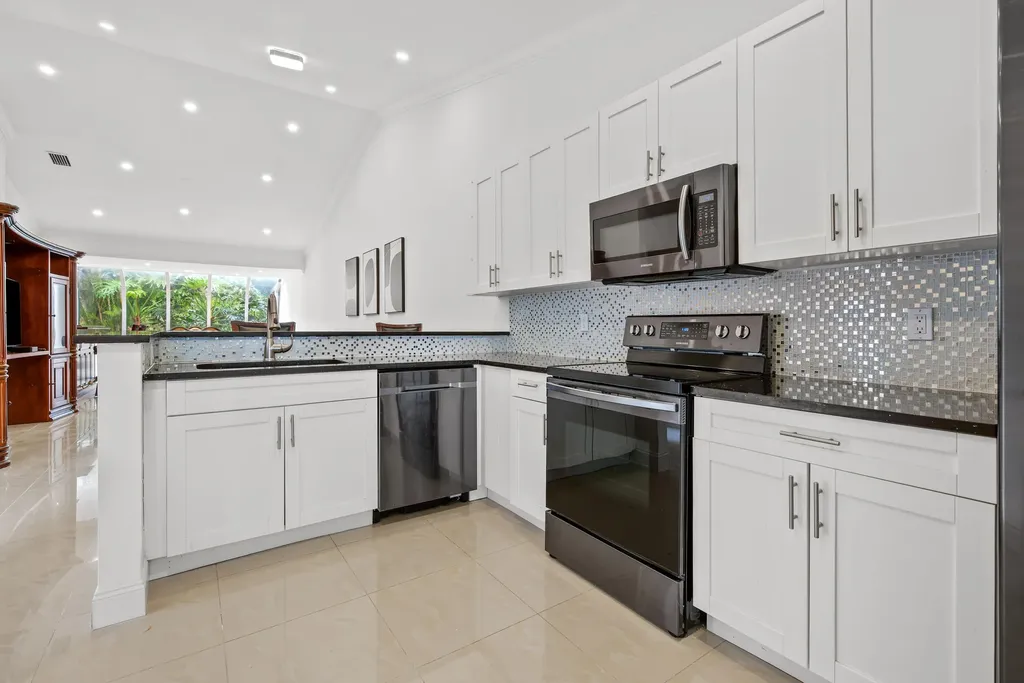 22675 Meridiana Drive Boca Raton FL 33433