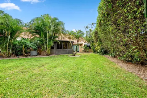 22675 Meridiana Drive Boca Raton FL 33433