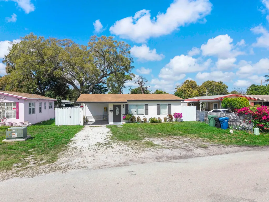 3125 SW 12th Place Fort Lauderdale FL 33312