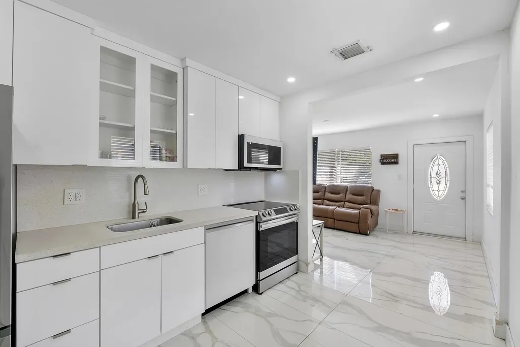 3125 SW 12th Place Fort Lauderdale FL 33312