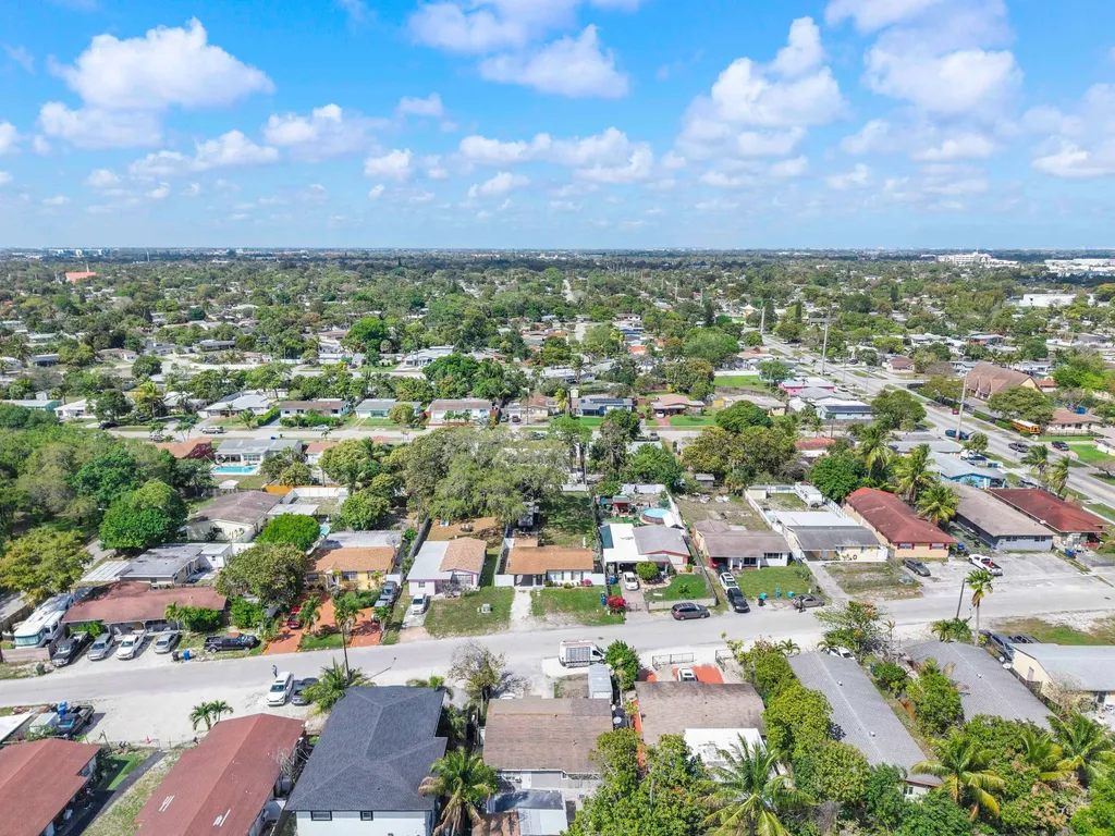 3125 SW 12th Place Fort Lauderdale FL 33312