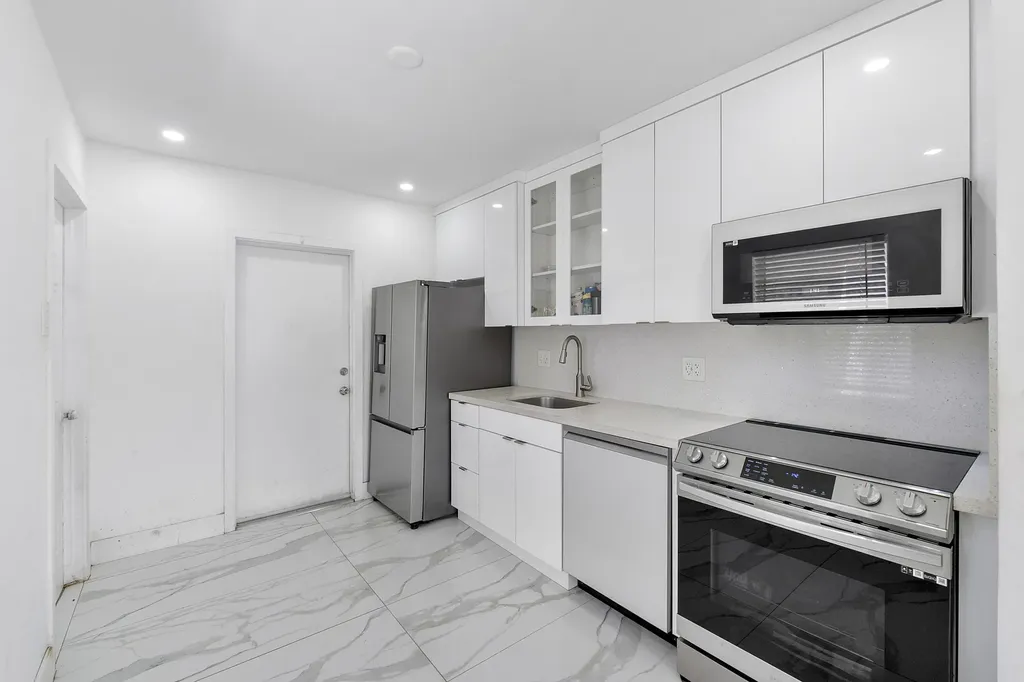 3125 SW 12th Place Fort Lauderdale FL 33312