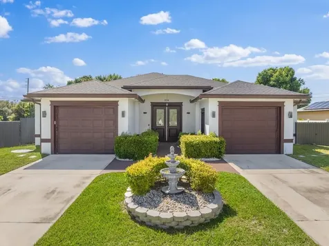 914 SW Mccracken Avenue Port St Lucie FL 34953