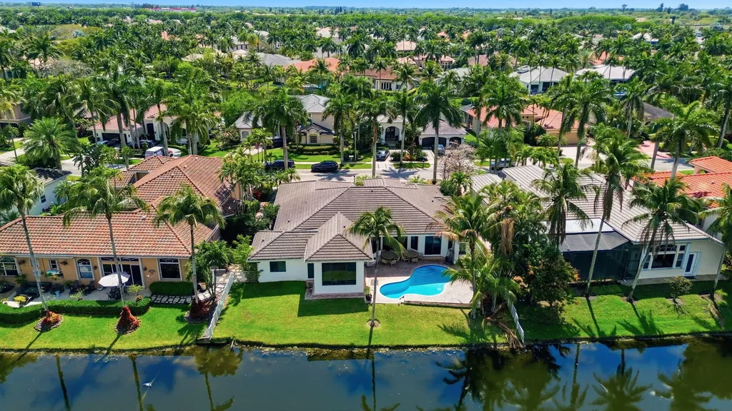 10995 Whitehawk Street Plantation FL 33324
