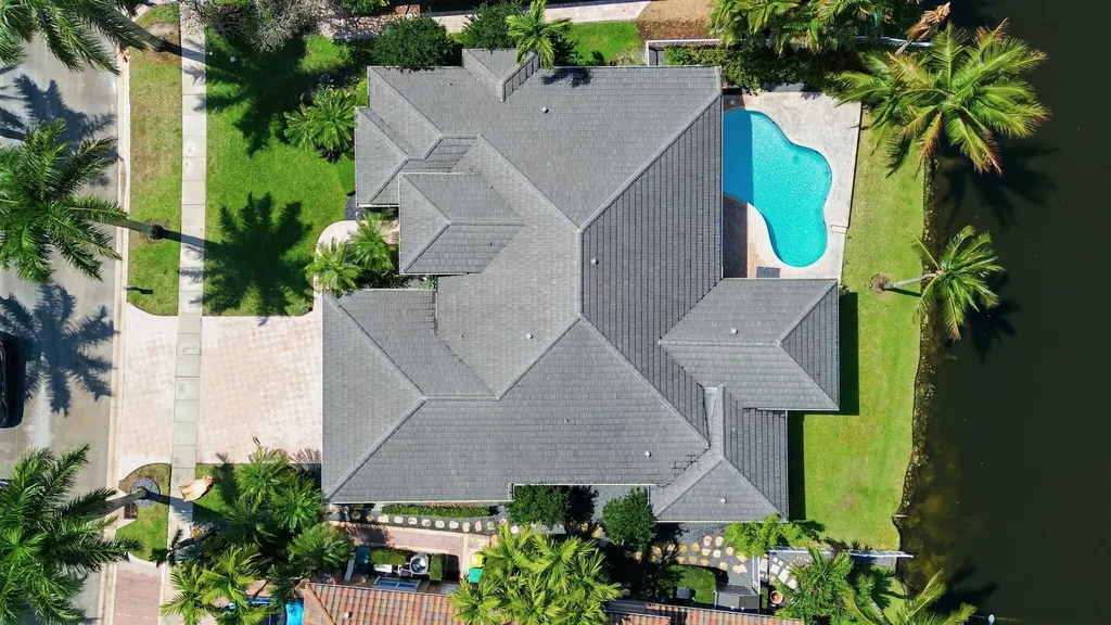 10995 Whitehawk Street Plantation FL 33324