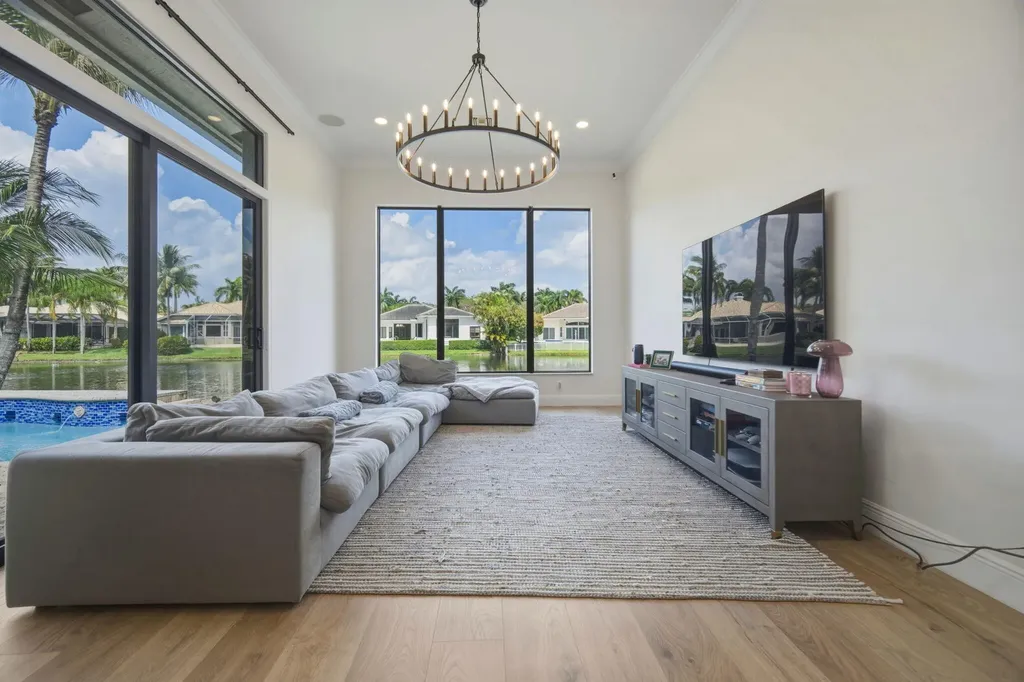 10995 Whitehawk Street Plantation FL 33324