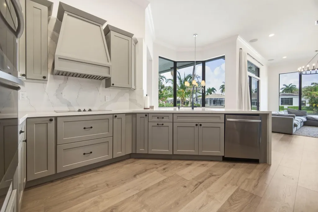 10995 Whitehawk Street Plantation FL 33324