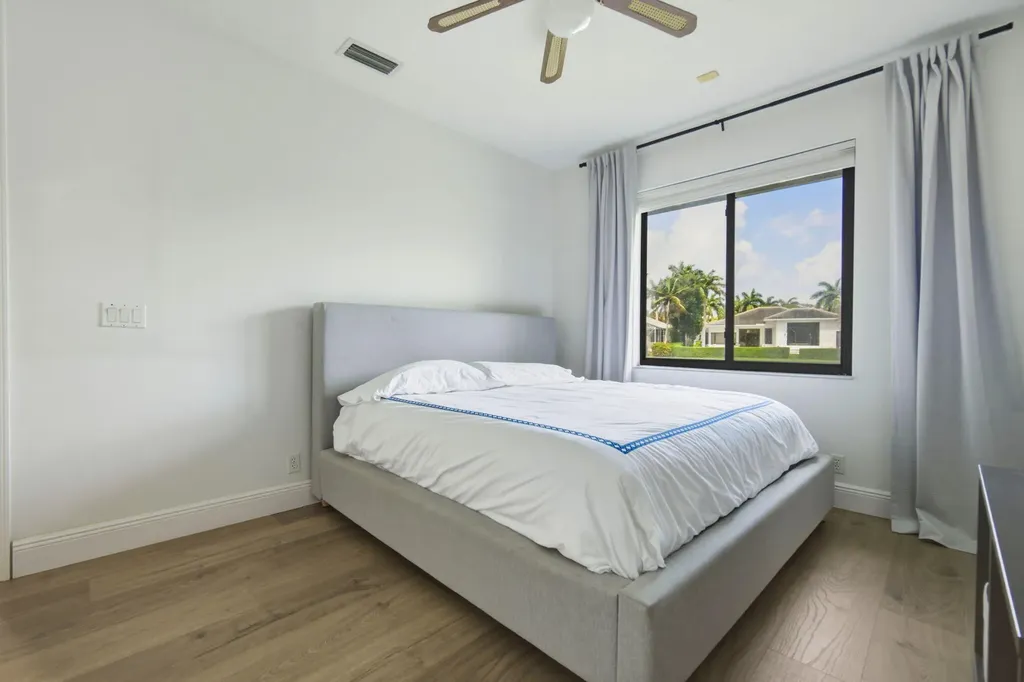 10995 Whitehawk Street Plantation FL 33324
