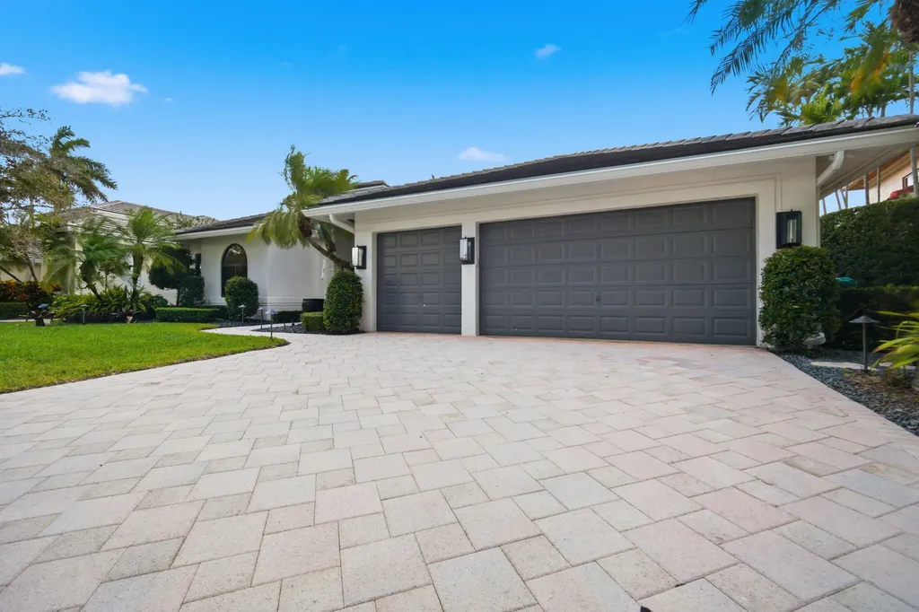 10995 Whitehawk Street Plantation FL 33324