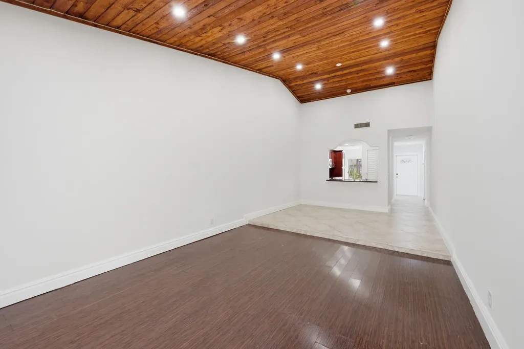 8336 NW 37th Place Sunrise FL 33351