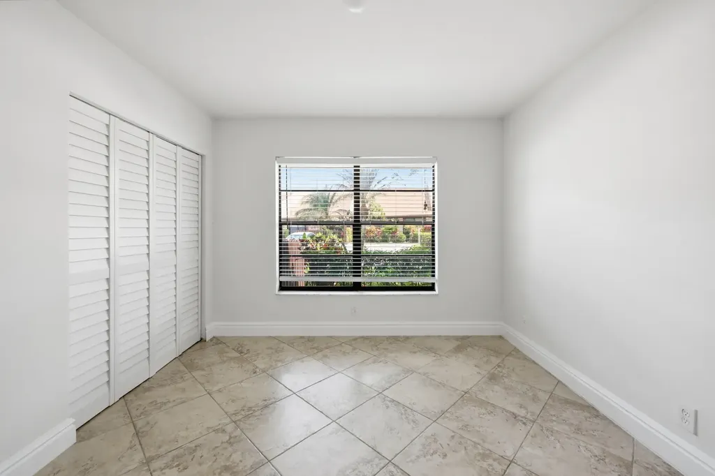 8336 NW 37th Place Sunrise FL 33351