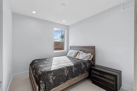 605 SW 12th Street Fort Lauderdale FL 33312