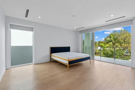 605 SW 12th Street Fort Lauderdale FL 33312
