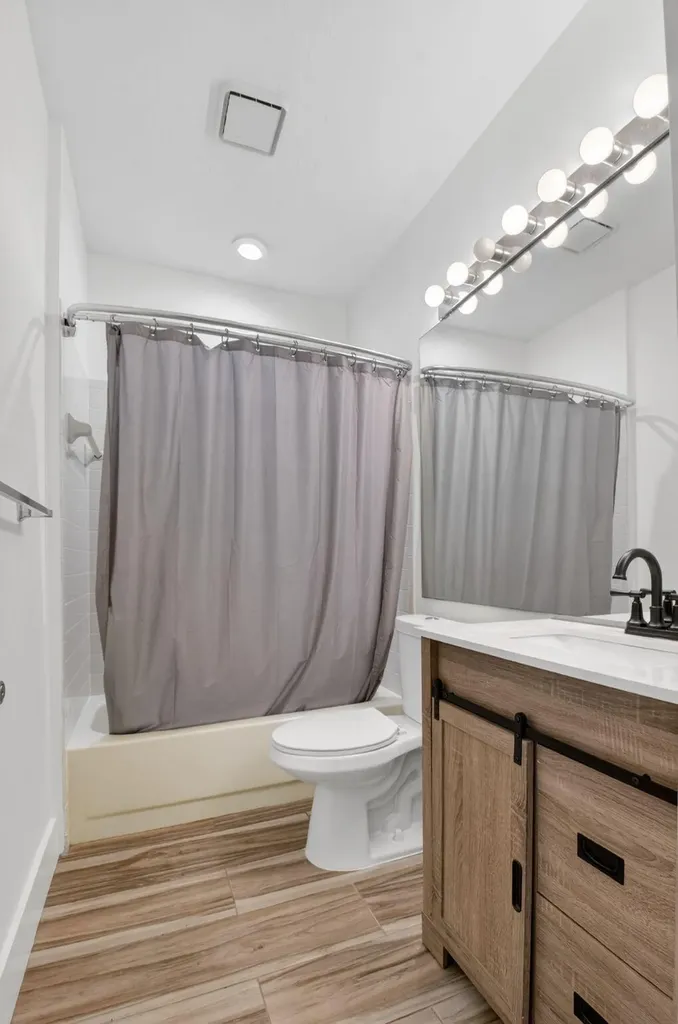 2225 NW 53rd Street Boca Raton FL 33496