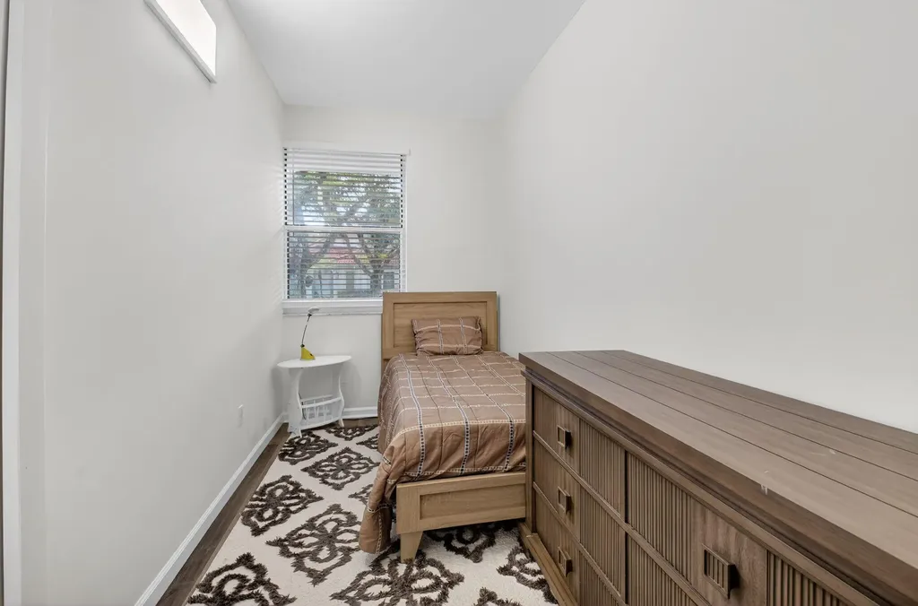 2225 NW 53rd Street Boca Raton FL 33496