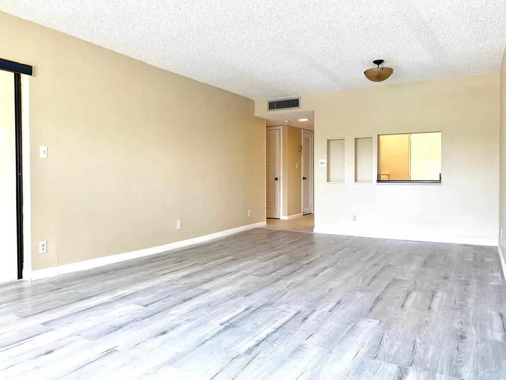 2312 S Cypress Bend Drive Pompano Beach FL 33069