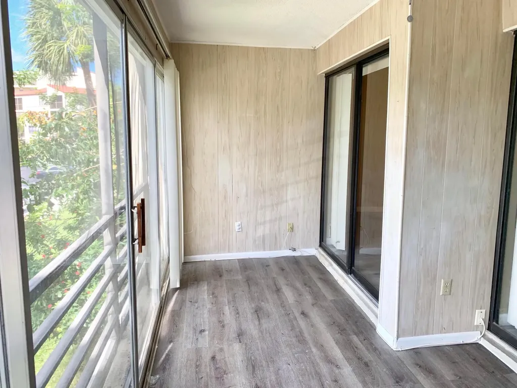 2312 S Cypress Bend Drive Pompano Beach FL 33069