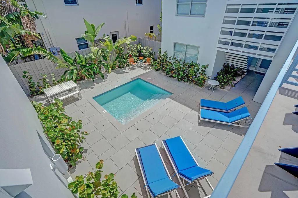 625 NE 13th Avenue Fort Lauderdale FL 33304