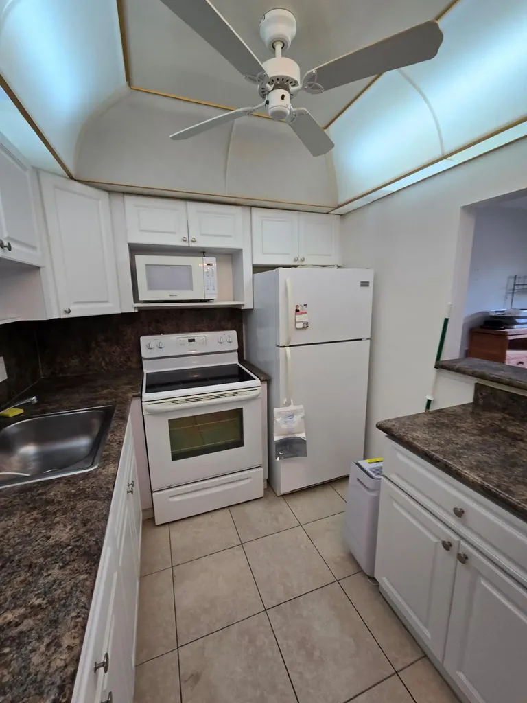 133 Ventnor I Drive Deerfield Beach FL 33442