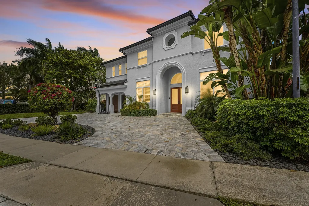 5038 NW 24th Circle Boca Raton FL 33431