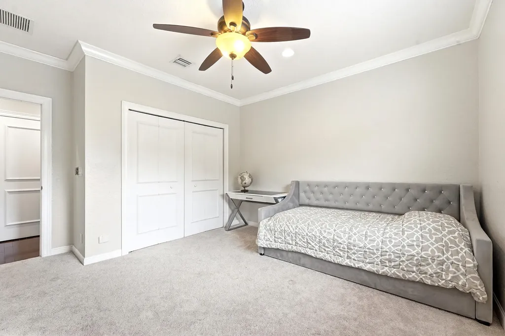 5038 NW 24th Circle Boca Raton FL 33431