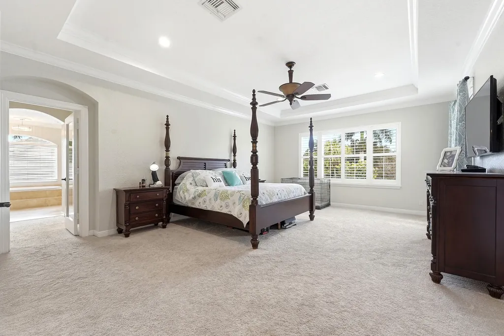 5038 NW 24th Circle Boca Raton FL 33431