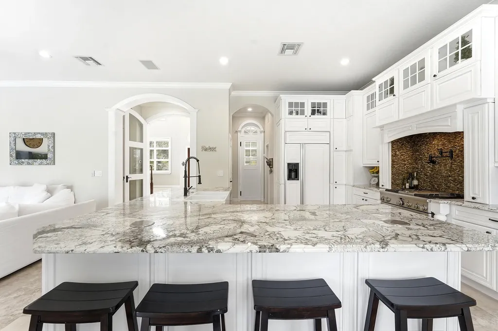 5038 NW 24th Circle Boca Raton FL 33431