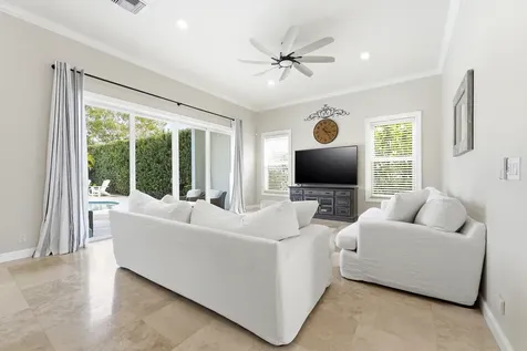5038 NW 24th Circle Boca Raton FL 33431