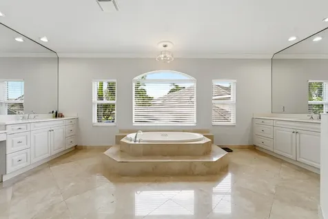 5038 NW 24th Circle Boca Raton FL 33431
