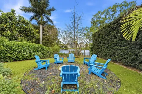 5038 NW 24th Circle Boca Raton FL 33431