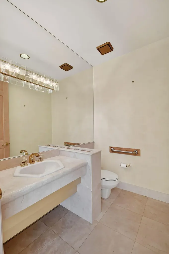 1711 Breakers West Boulevard West Palm Beach FL 33411