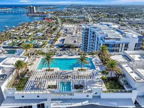 220 Lake Shore Drive Lake Park FL 33403