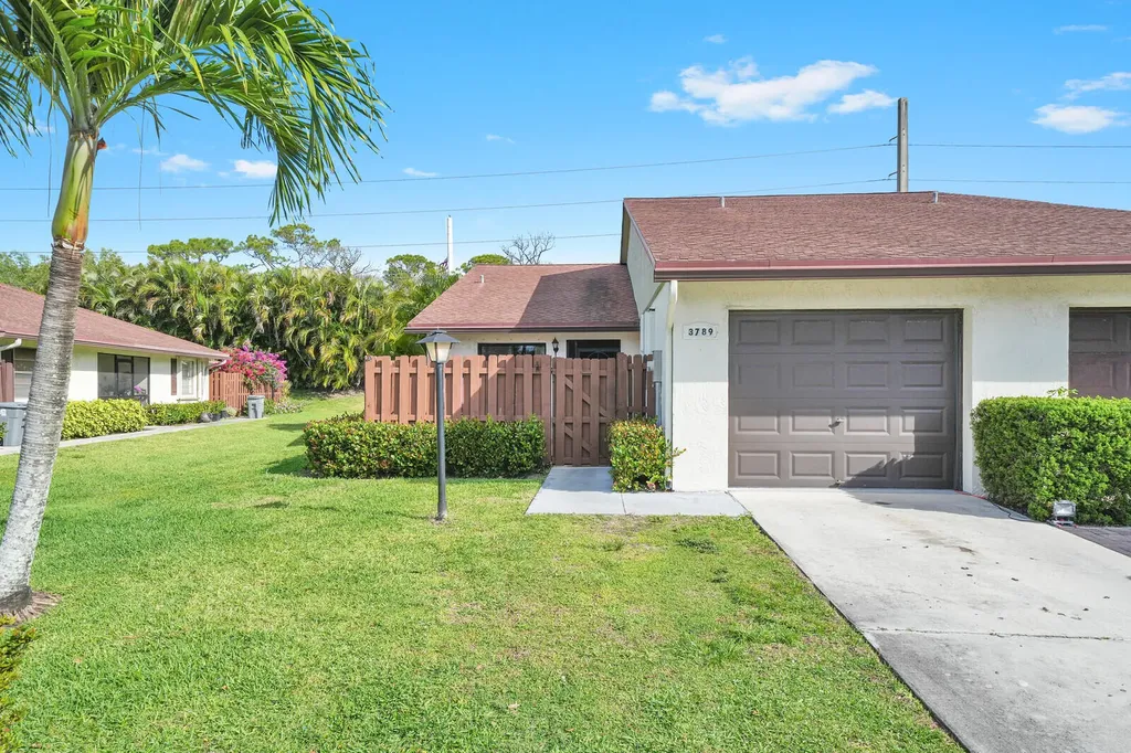 3789 Cocoloba Lane Boynton Beach FL 33436