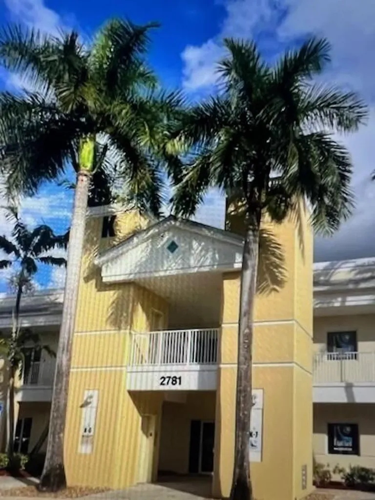 2781 Vista Parkway West Palm Beach FL 33411