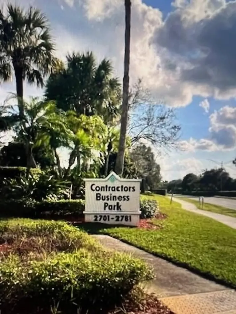 2781 Vista Parkway West Palm Beach FL 33411