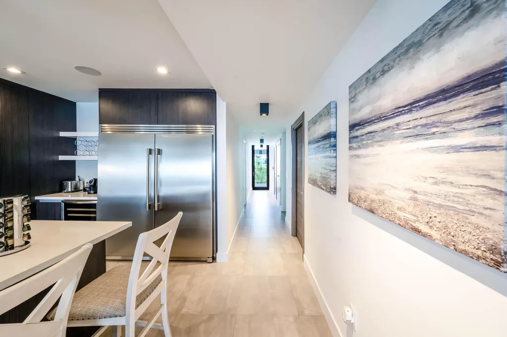 1930 Bay Drive Miami Beach FL 33141