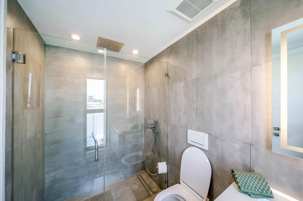 1930 Bay Drive Miami Beach FL 33141