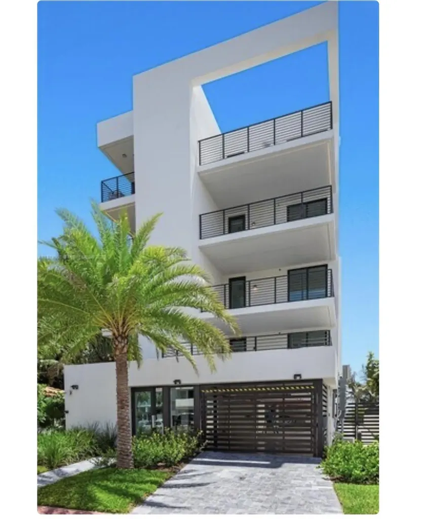1930 Bay Drive Miami Beach FL 33141