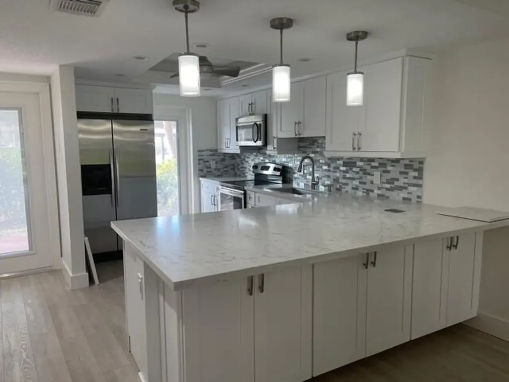2731 NE 14th Street Causeway NE Pompano Beach FL 33062